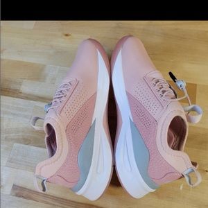 CLOVE NURSING SHOES size 9 worn once.